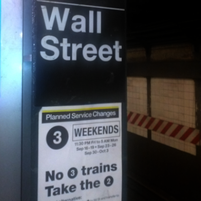 Wall street subway station, finances, salaire, entretien d'embauche